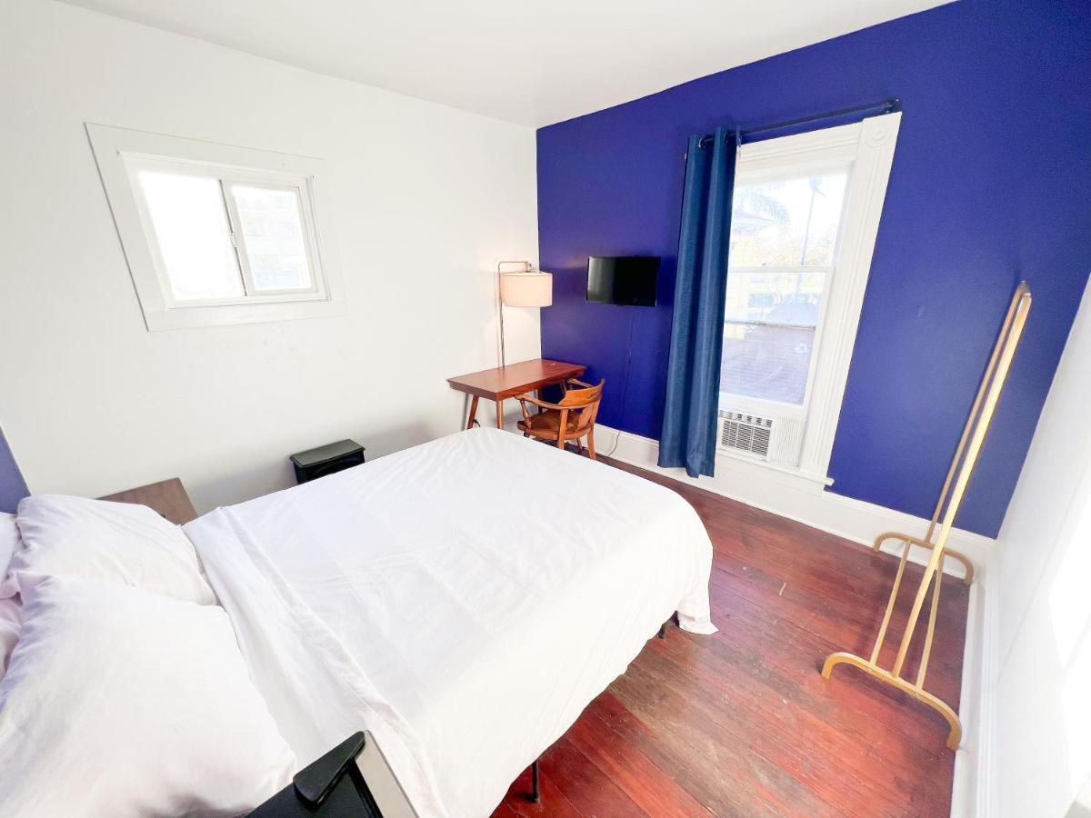Ith San Diego Adventure Hostel (Adults Only) Exteriör bild