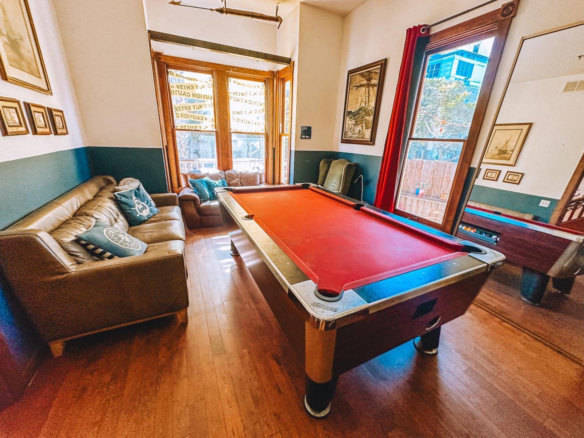 Ith San Diego Adventure Hostel (Adults Only) Exteriör bild
